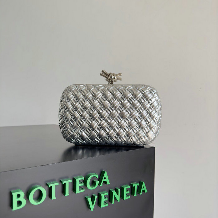 Bottega Veneta Knot Clutch Silver B717622