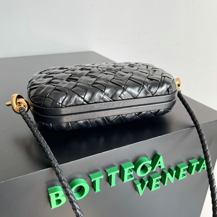 Bottega Veneta Knot On Strap Black B717623