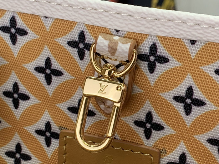 Louis Vuitton OnTheGo MM M22975