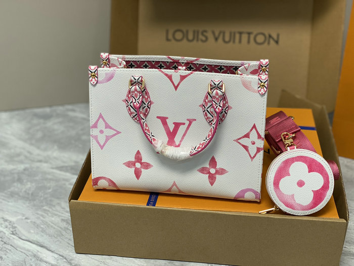 Louis Vuitton OnTheGo PM M22976