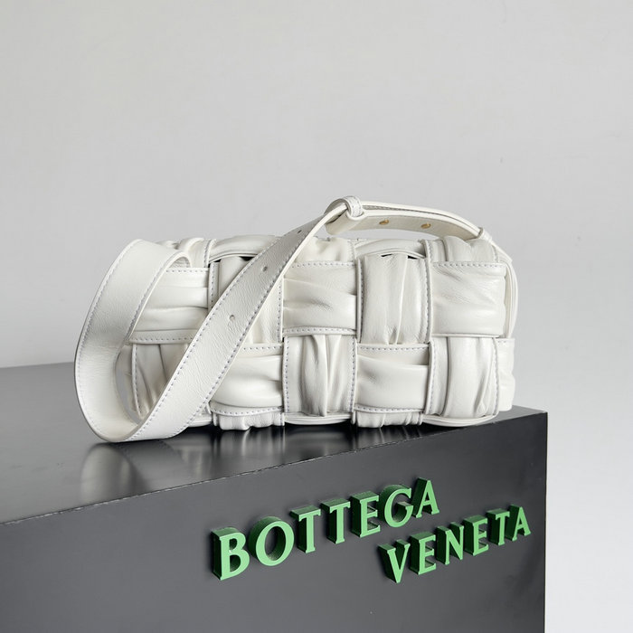 Bottega Veneta Calfskin Hobo Bag White B736233