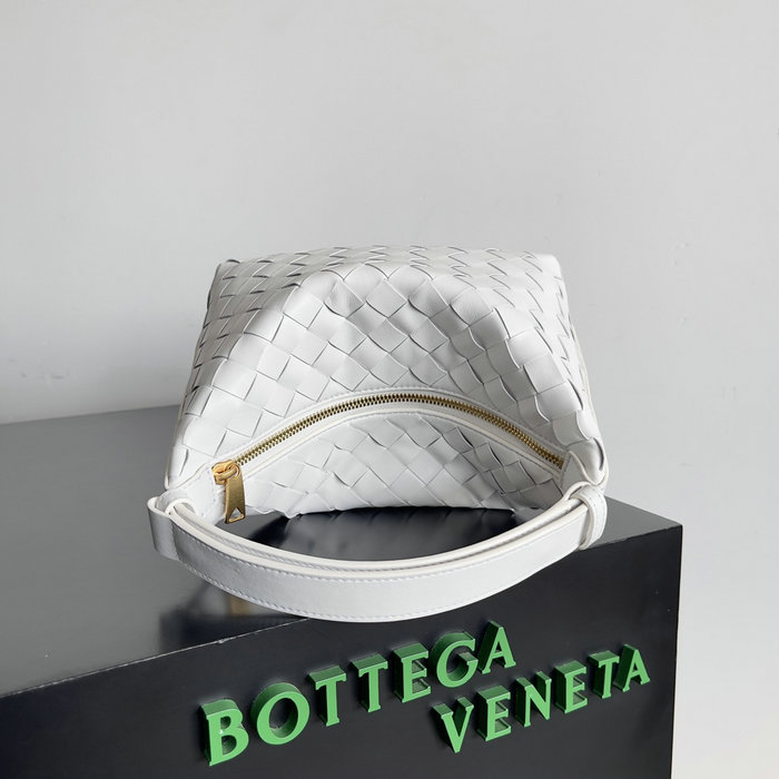 Bottega Veneta Intreccio Leather Toiletry Bag White B754443