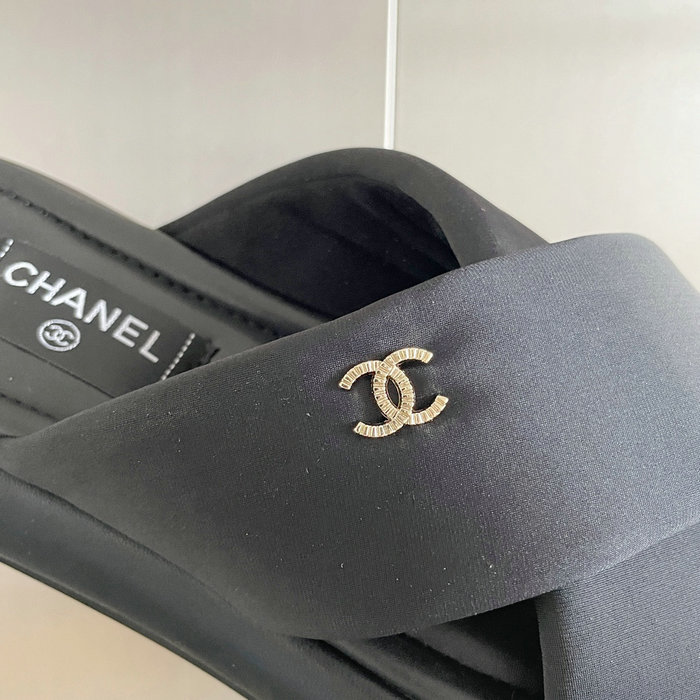 Chanel Slides SNC063001