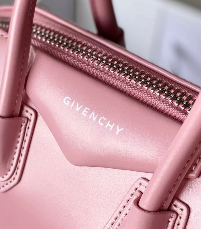 Givenchy Antigona small leather bag Pink G9981