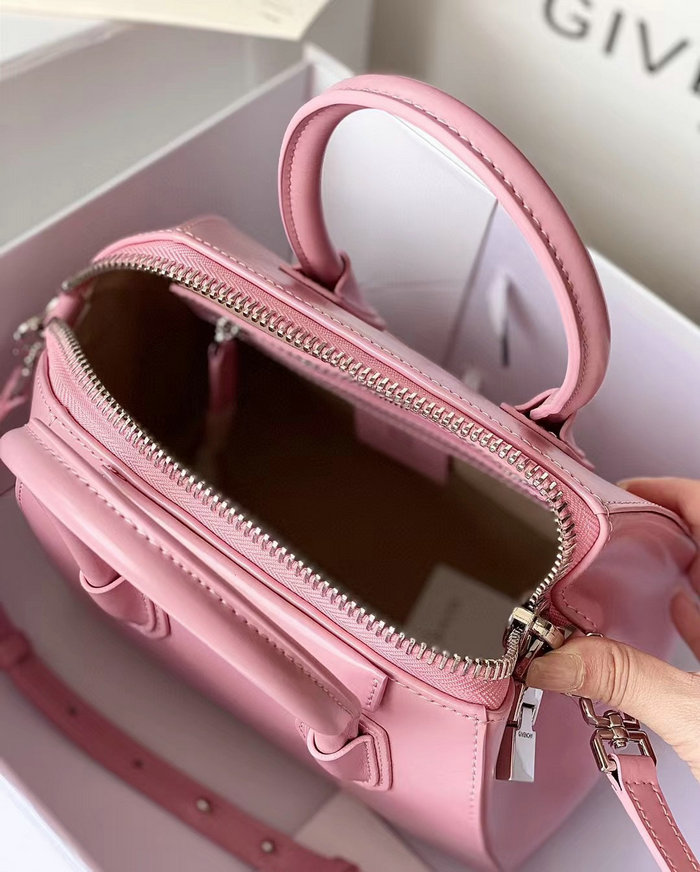 Givenchy Antigona small leather bag Pink G9981