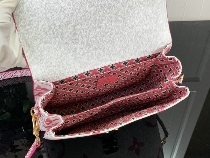 Louis Vuitton Pochette Metis MM Pink M23055