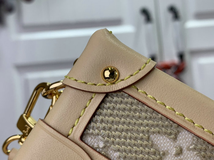 Louis Vuitton Petite Malle M22882