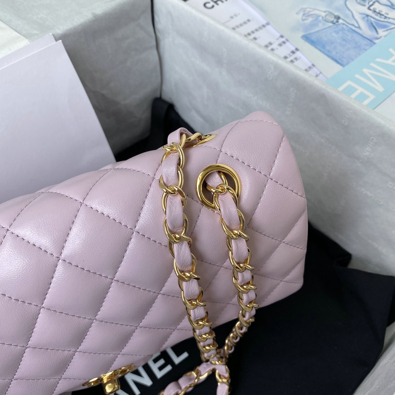 Medium Classic Flap Handbag Pink A01112