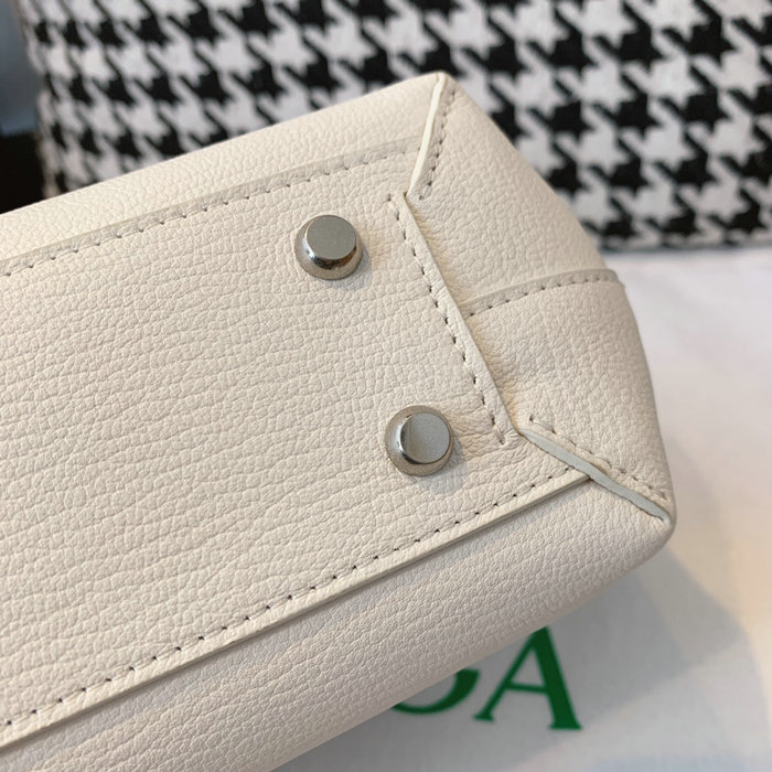 Bottega Veneta Small Arco 33 bag White B1007