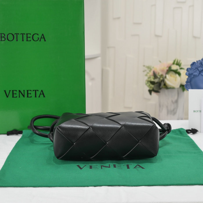 Bottega Veneta Small Cassette Camera Bag Black 6600