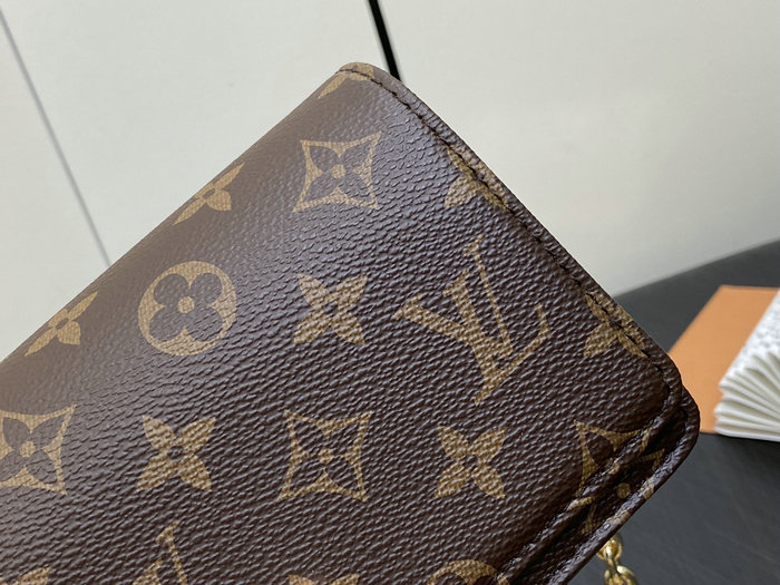 Louis Vuitton Wallet On Chain Lily M82509