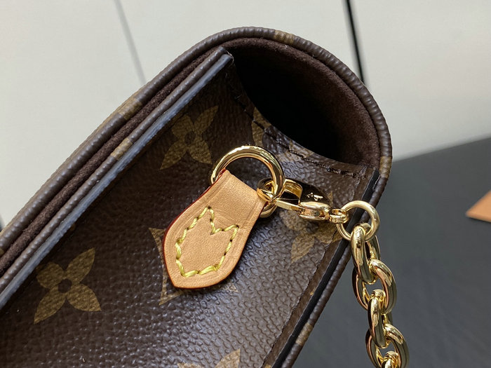 Louis Vuitton Wallet On Chain Lily M82509