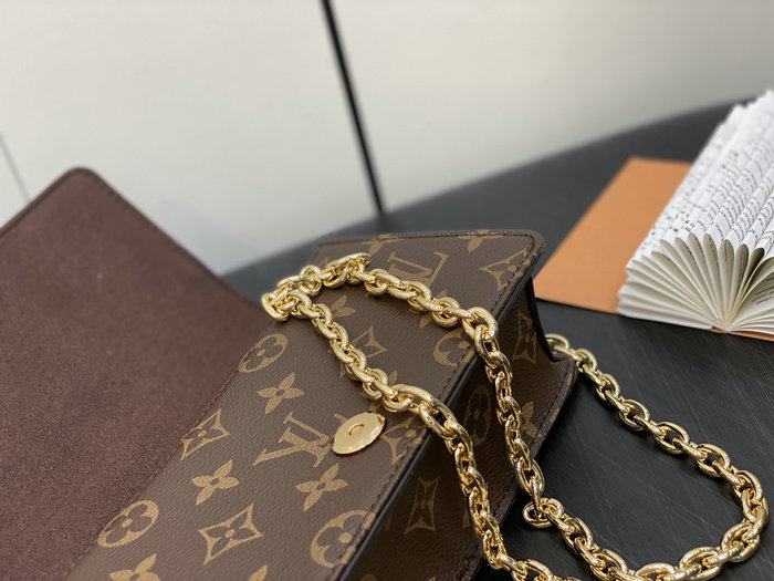 Louis Vuitton Wallet On Chain Lily M82509