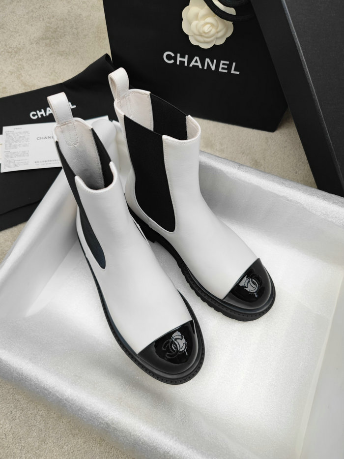 Chanel Leather Boots SNC090823