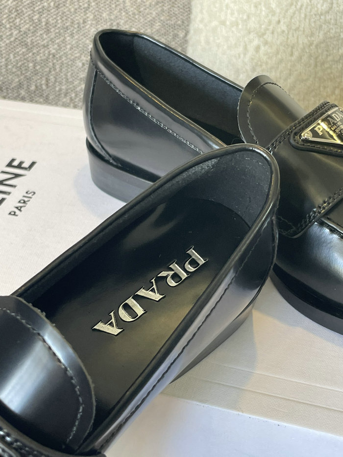 Prada Loafers SNP090802