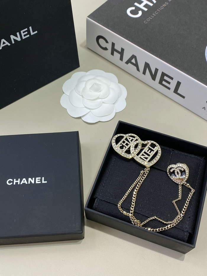 Chanel Brooch JCB091304