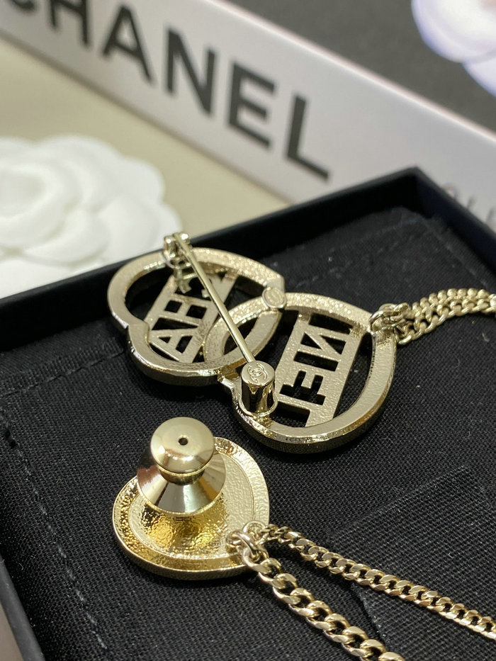 Chanel Brooch JCB091304