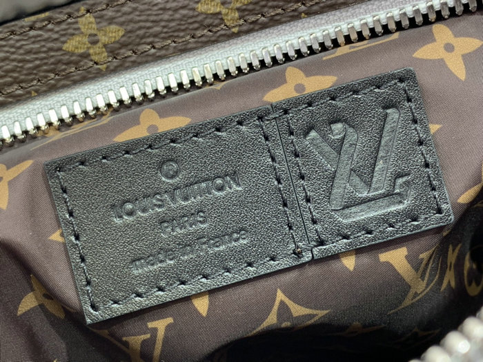 Louis Vuitton Maxi Bumbag Silver M20971