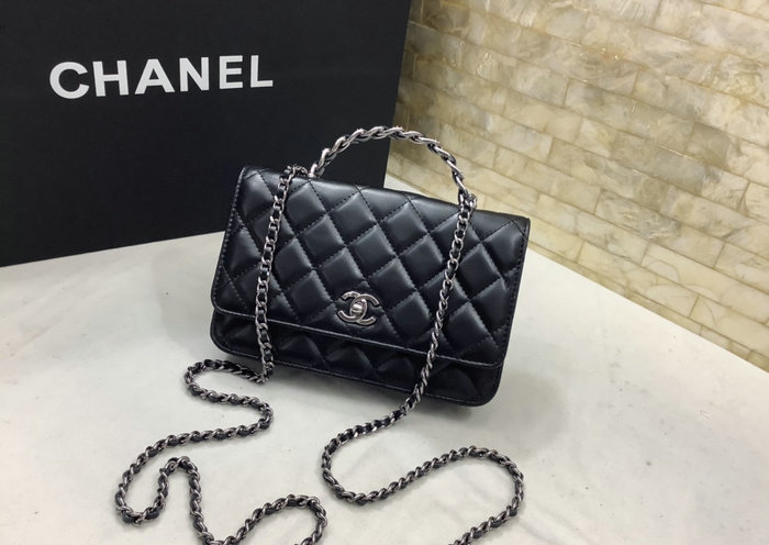 Chanel Shiny crumple calfskin Wallet on Chain Black AP3645