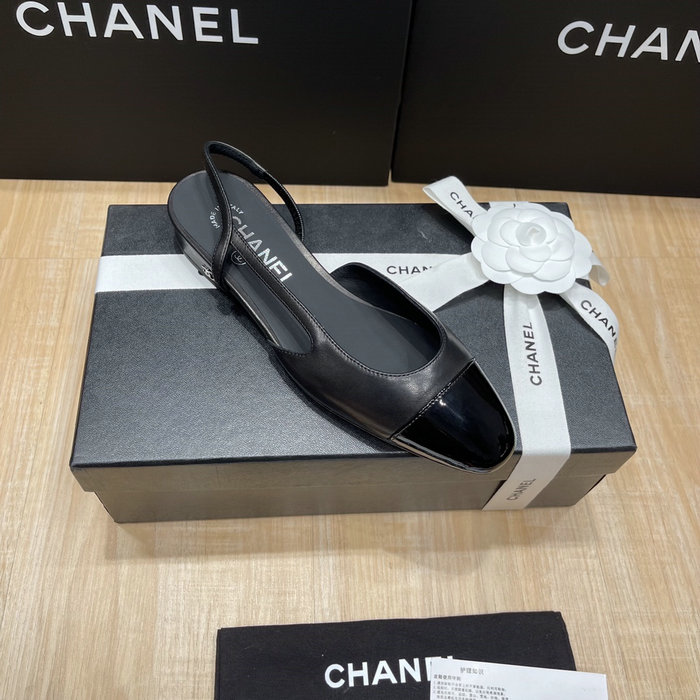 Chanel Pumps SDH121923