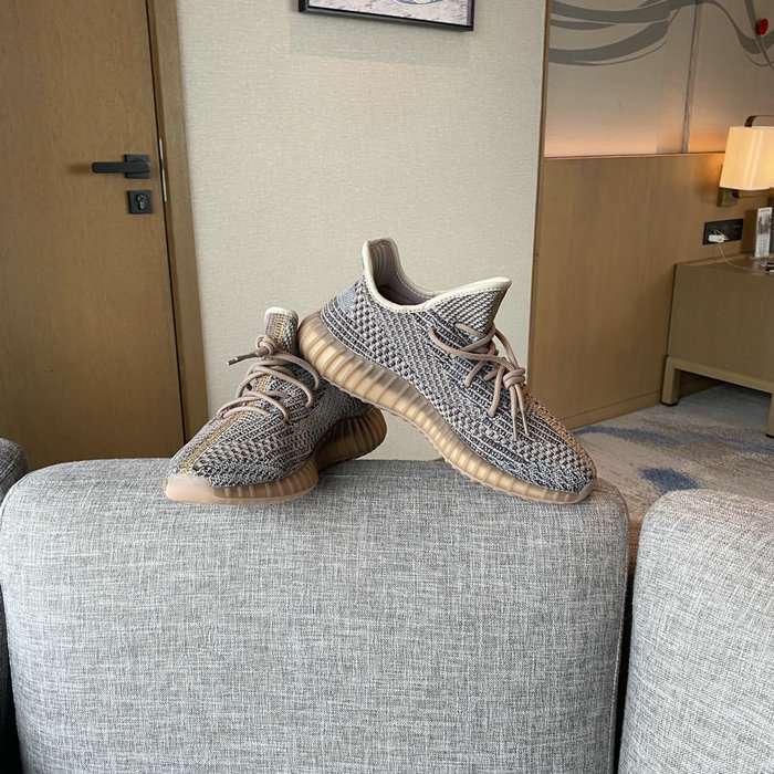 Adidas Yeezy Boost 350 V2 MX Oat SNA04030109