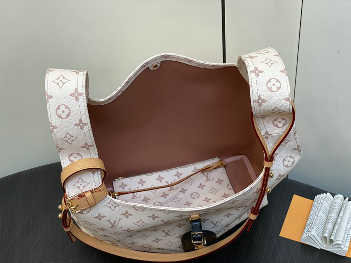 Louis Vuitton Atlantis GM M24409