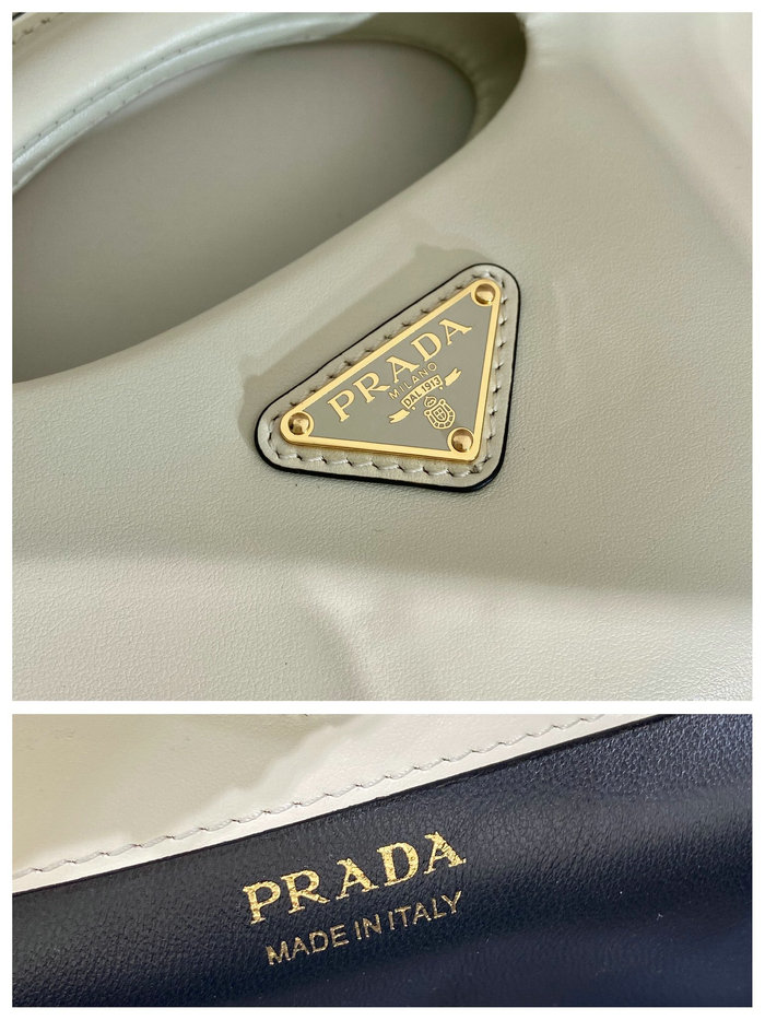 Prada Medium leather handbag White 1BA421