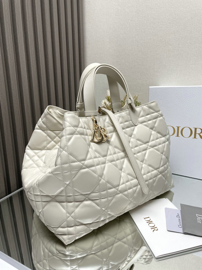 Large Dior Toujours Bag White M3319