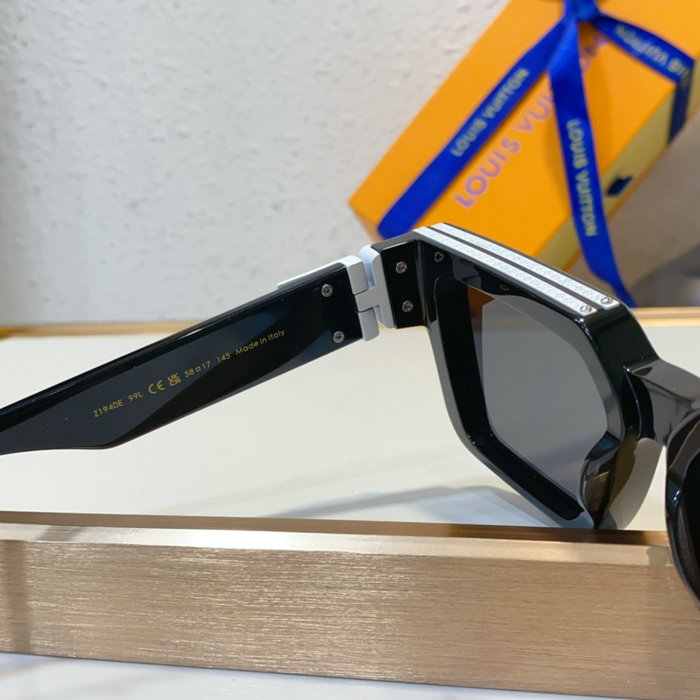 Louis Vuitton Sunglasses MGL041905