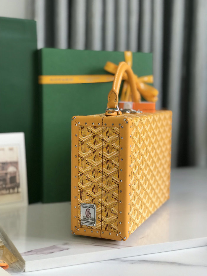 Goyard Grand Hotel Trunk Bag G020015 Yellow