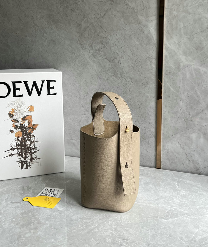 Loewe Mini Pebble Bucket Bag Beige L051701