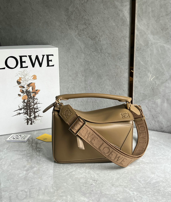 Loewe Small Puzzle Bag Brown L051703