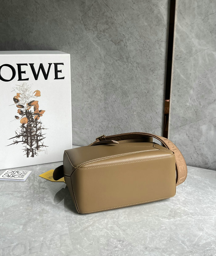 Loewe Small Puzzle Bag Brown L051703