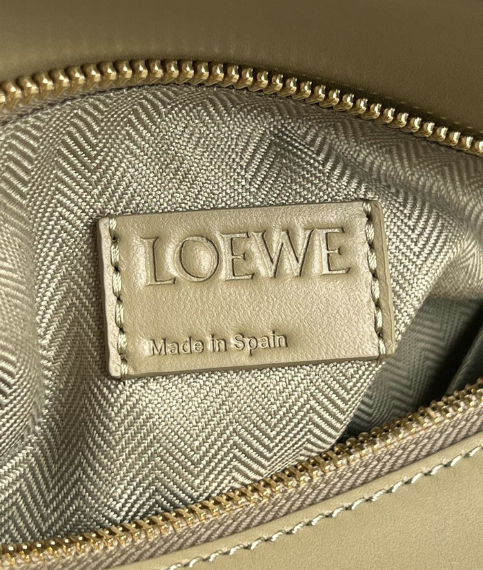 Loewe Small Puzzle Bag khaki L051702