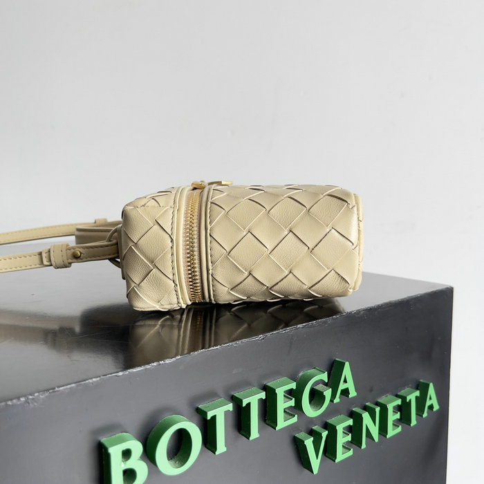 Bottega Veneta Bang Bang Vanity Case B789109 Beige