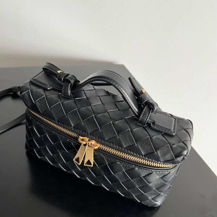 Bottega Veneta Bang Bang Vanity Case B789109 Black with Gold