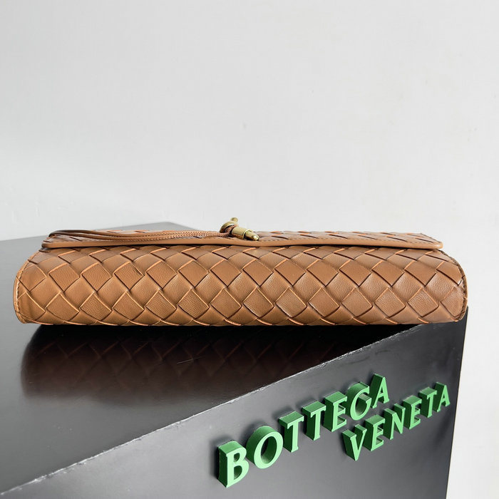 Bottega Veneta Long Clutch Andiamo 741511 Brown