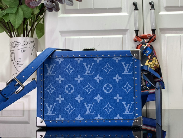 Louis Vuitton Clutch Box Blue M11049