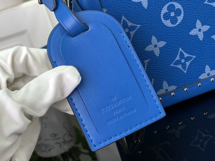 Louis Vuitton Clutch Box Blue M11049