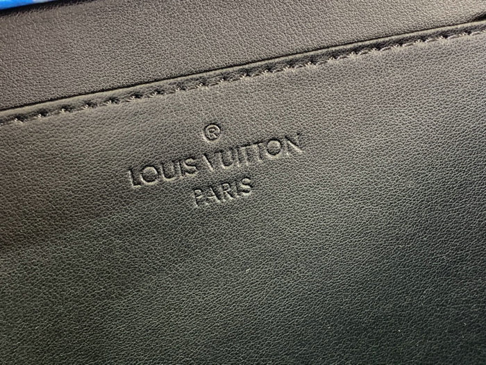 Louis Vuitton Clutch Box Blue M11049