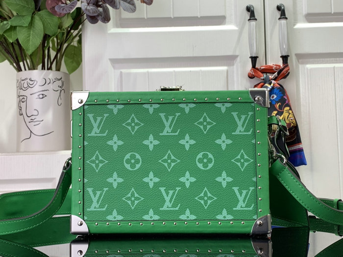 Louis Vuitton Clutch Box Green M11049