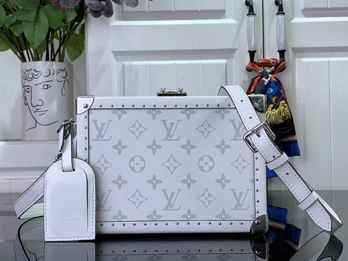 Louis Vuitton Clutch Box White M11049