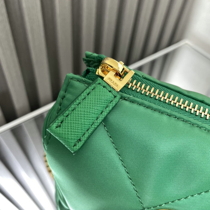 Prada Re-Edition 1995 Chain Re-Nylon tote bag 1BG468 Green