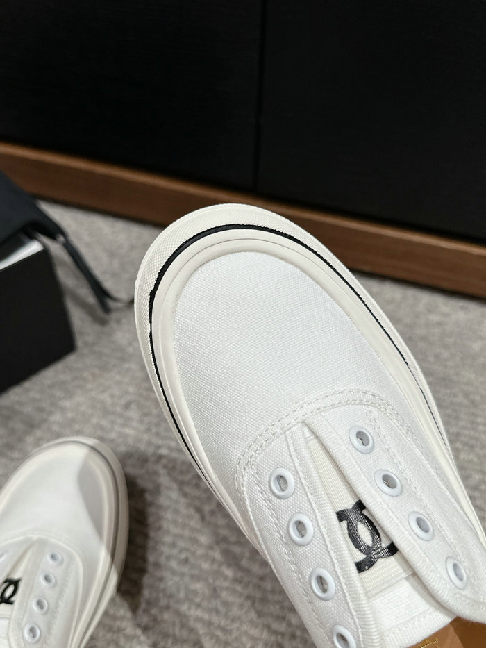 Chanel Sneakers MSC60102