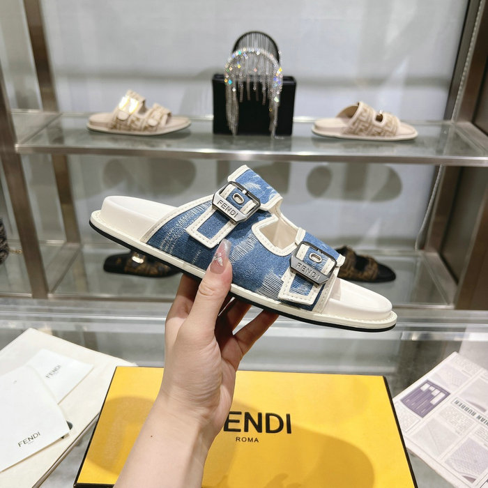 Fendi Sandals SFS60604