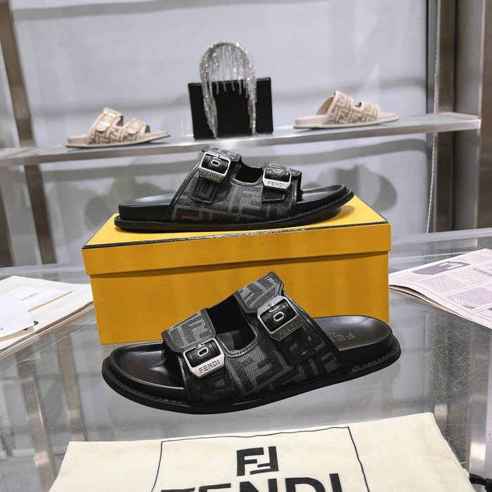 Fendi Sandals SFS60608