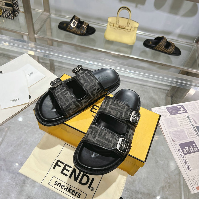 Fendi Sandals SFS60608