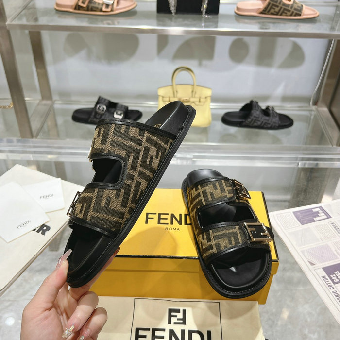 Fendi Sandals SFS60611