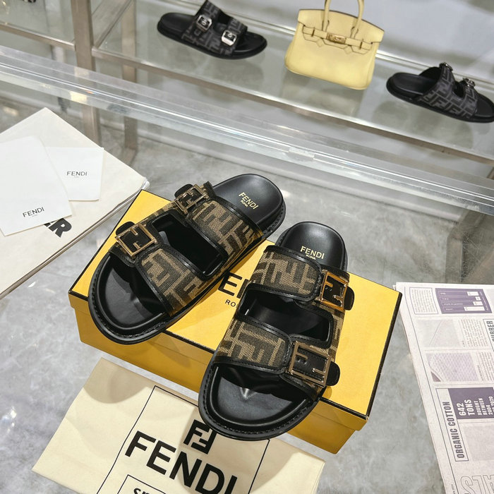 Fendi Sandals SFS60611