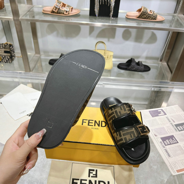 Fendi Sandals SFS60611